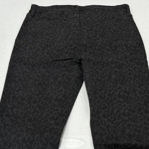 Buffalo Ladies' High-Rise Tencel Blend Pant | 6/28, Black Tonal Leopard (NWT) - Picture 3 of 5